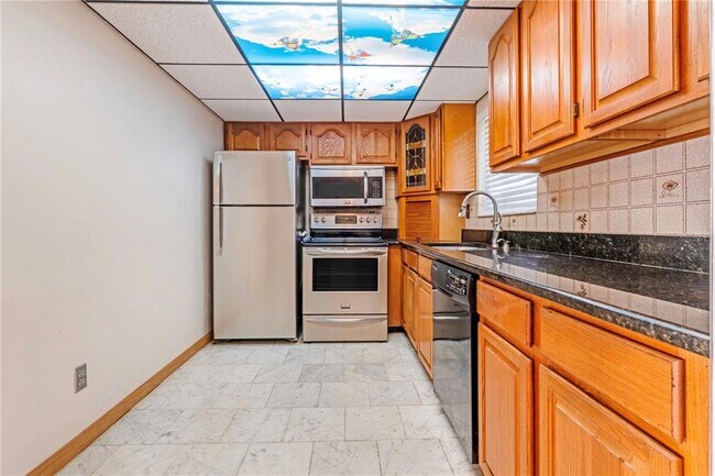 100 Silver Beach Ave Unit 816