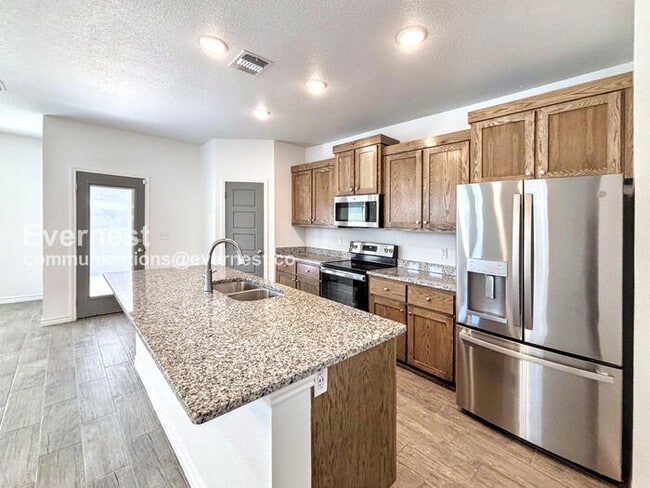 Photo - 621 Old Glory Rd