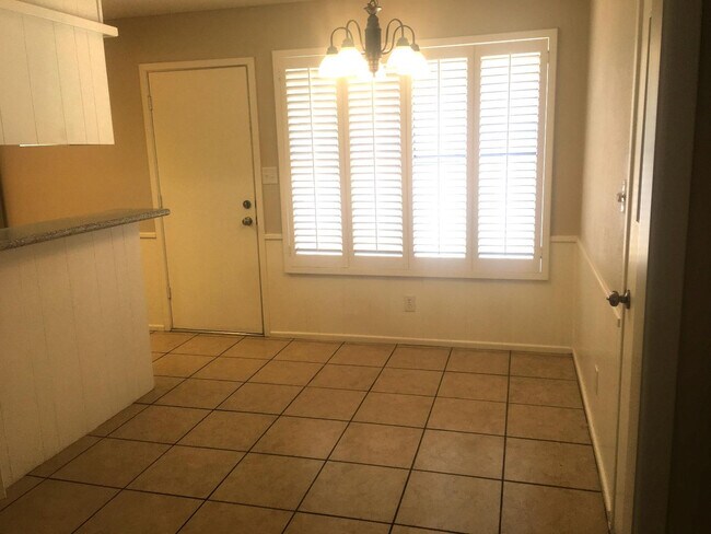 Photo - 7918 Aberdeen Ave