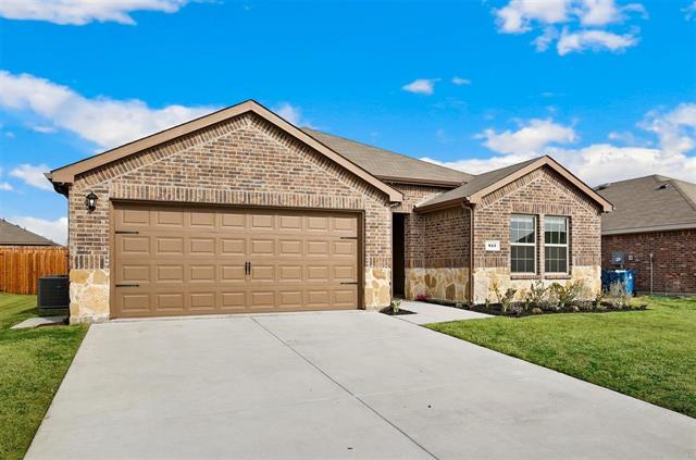 Photo - 813 Twin Edge Dr House