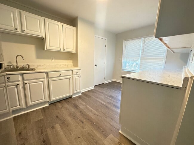 Photo - 2 Bedroom Unit Close to Downtown Unit 15A Fletcher