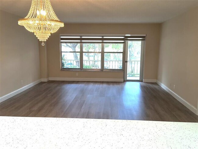 Photo - 10777 W Sample Rd Unit 203