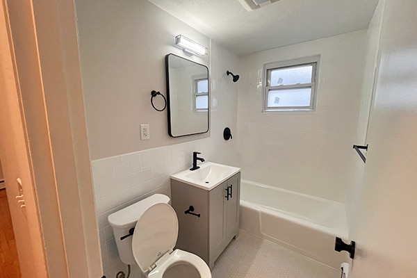 Photo - 141 Brown St