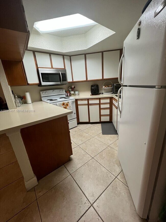 Photo - 8215 Lake Dr Unit 401