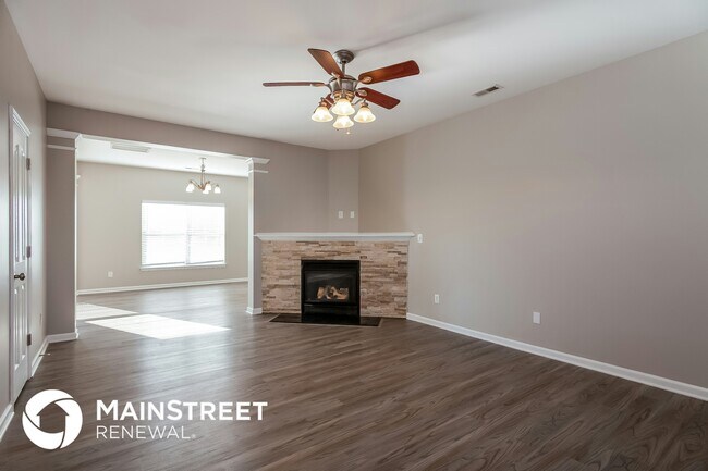 Photo - 1013 Lavender Cir