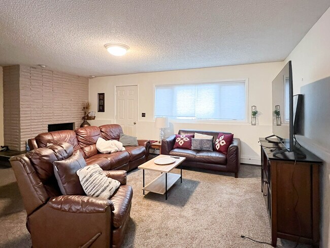 Photo - 3607 Rhone Cir