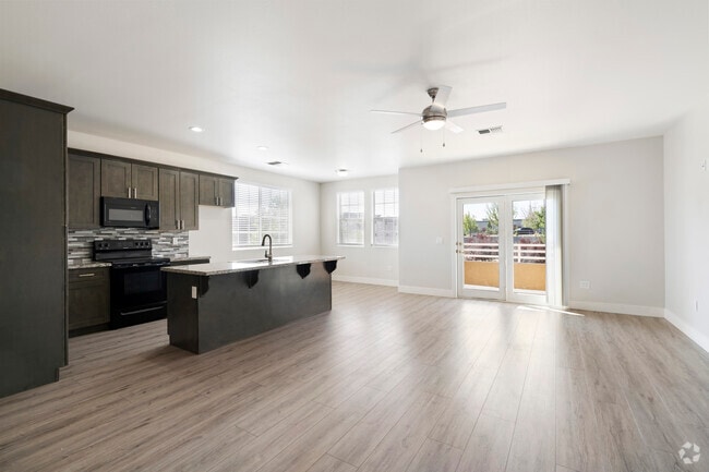 Interior Photo - Redfield Villas Apartments