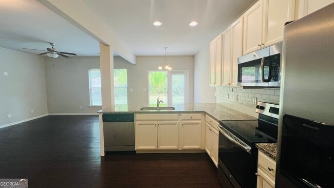 Photo - 256 Highland Pointe Cir E