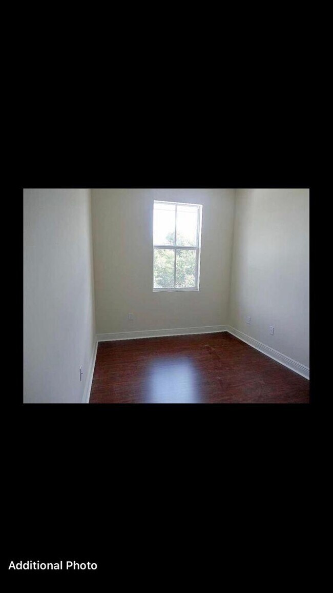 Photo - 6996 Long Pine Cir