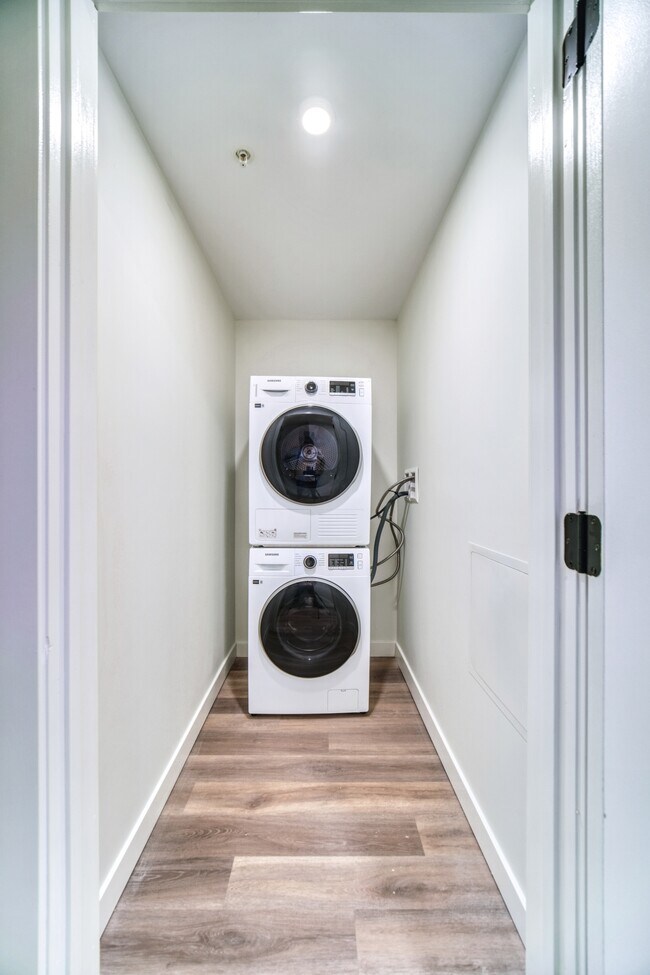 Photo - 5415-5415 Cogswell St Unit 307