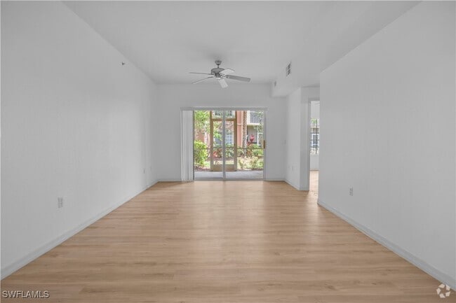 Building Photo - 20321 Estero Gardens Cir Unit 107 Rental