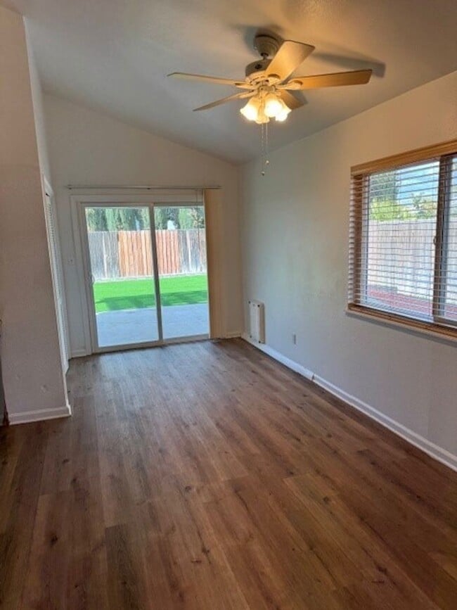 Photo - 6104 Chicory Dr