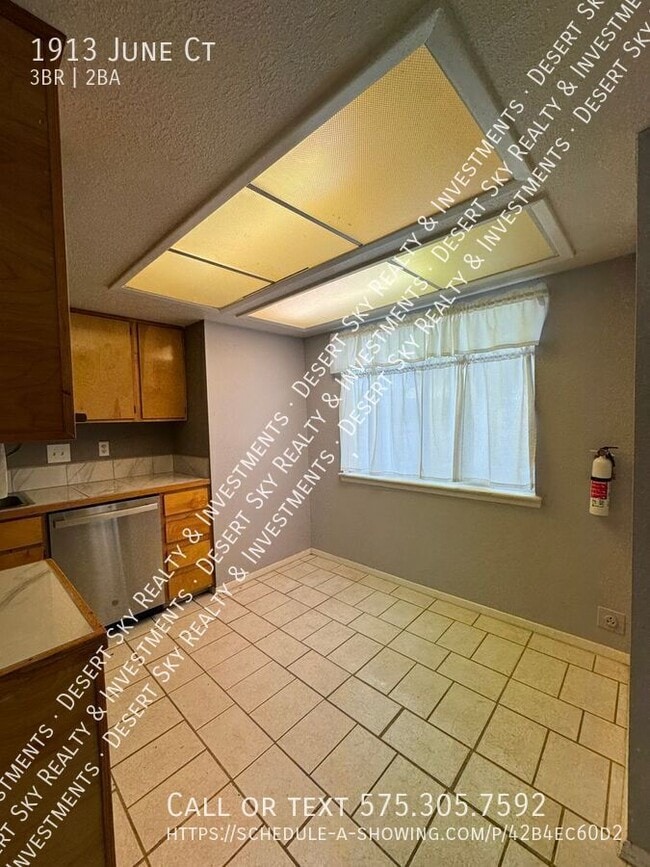 Photo - 1913 June Ct