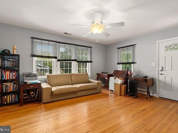 Photo - 8313 Rolling Rd