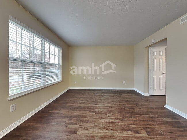 Photo - 17937 Cristin Way