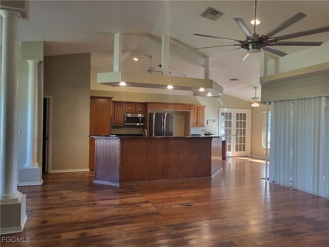 Photo - 2115 NW 3rd Ave