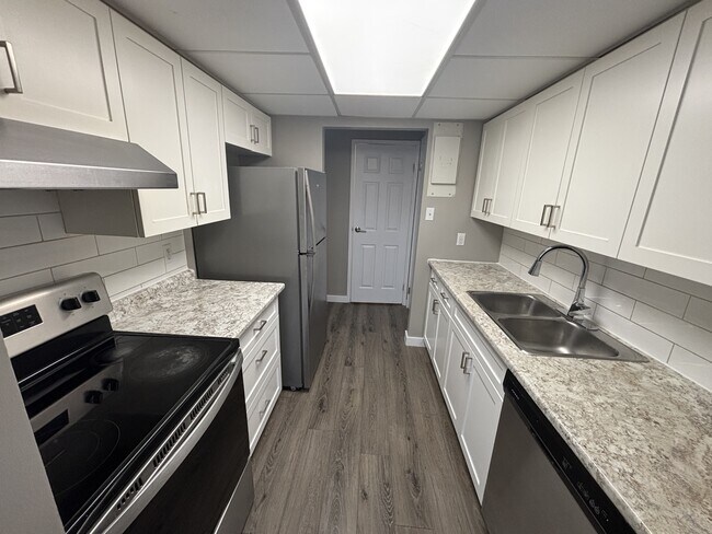 Photo - 499 Albert St Unité 8