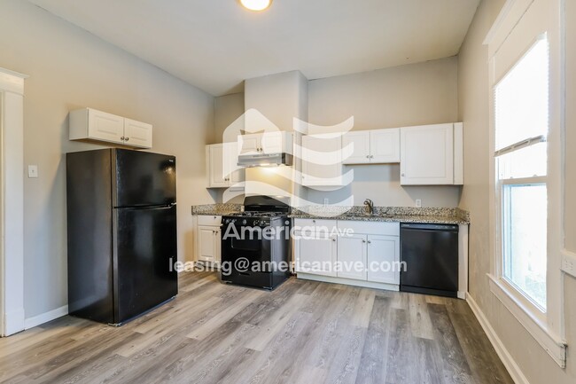 Photo - 1849 W Gaulbert Ave