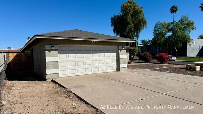 Photo - 4502 W Edgemont Ave