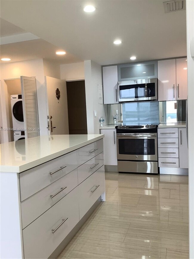 Photo - 150 SE 25th Rd Unit 14H