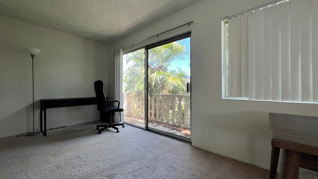 Photo - 1726 Midvale Ave