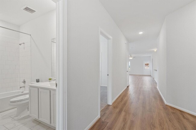 Photo - 249 Crystal Brook Dr