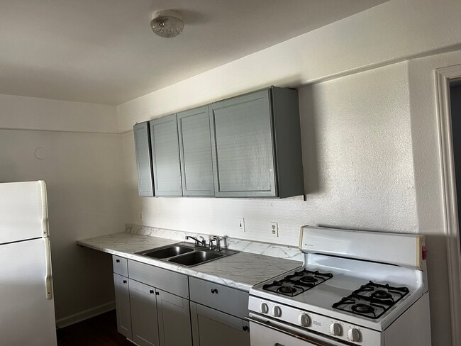 Photo - 4817 12th Unit A St