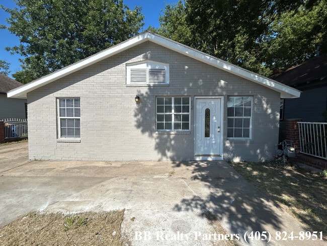 Building Photo - 10 S Yorktown Ave Rental