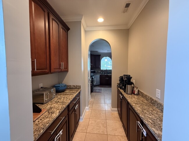 Photo - 704 Stagecoach Dr