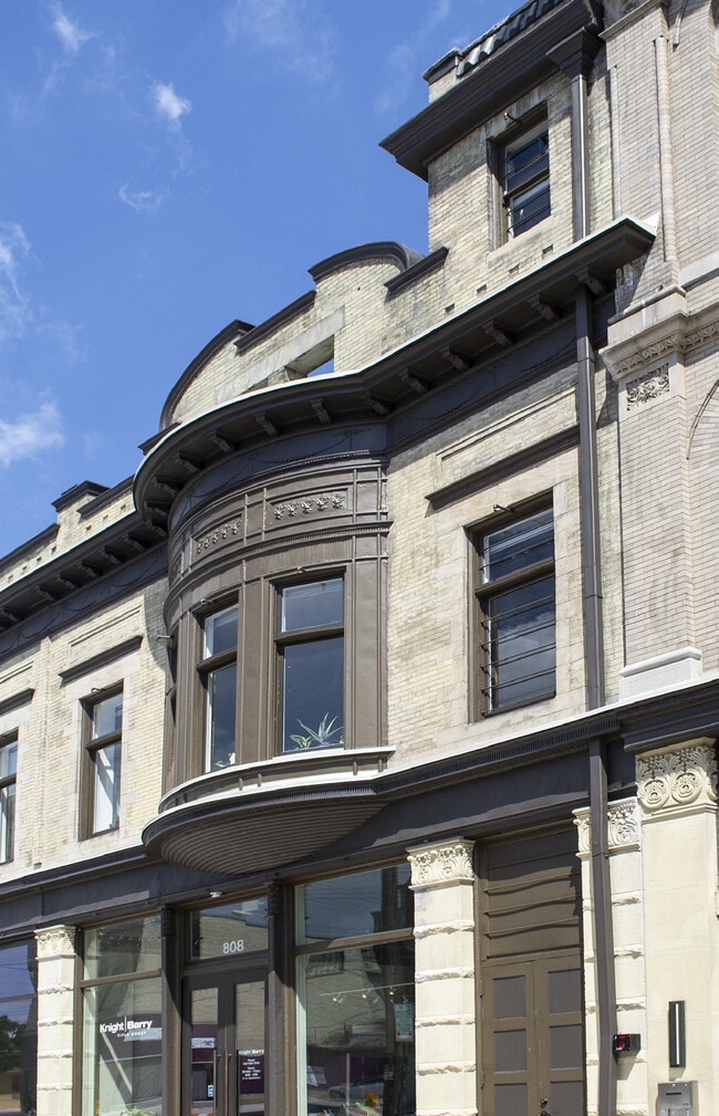 Historic Schuette Building Apartments