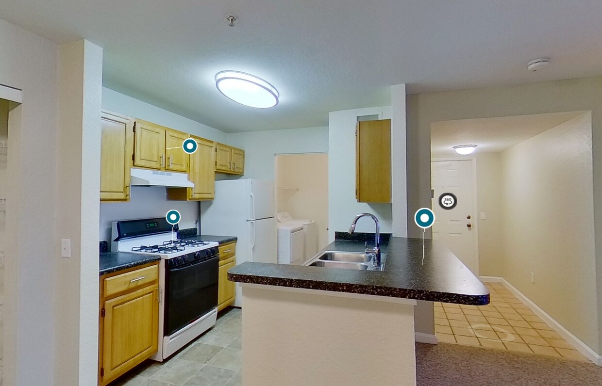 Photo - Retreat at Valencia Apartment Homes