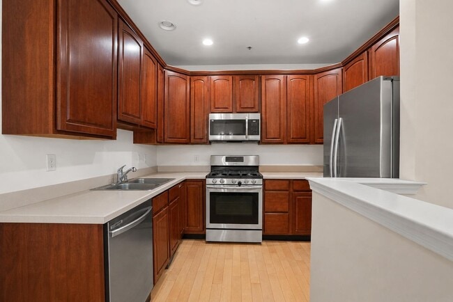 Photo - 360 Oswego Ct Unit 360