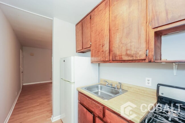 Photo - 905 Greenwood Ave NE Unit 3