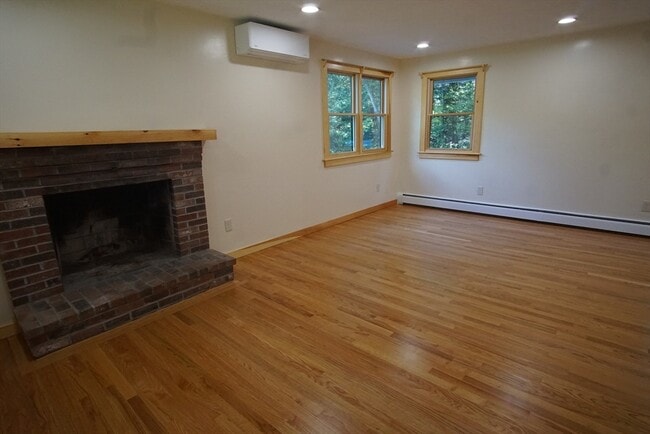 Photo - 49 Conant Rd