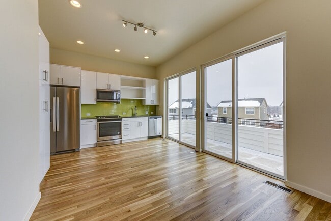 Photo - Beautiful 3 bed 2 bath with high end finishes.