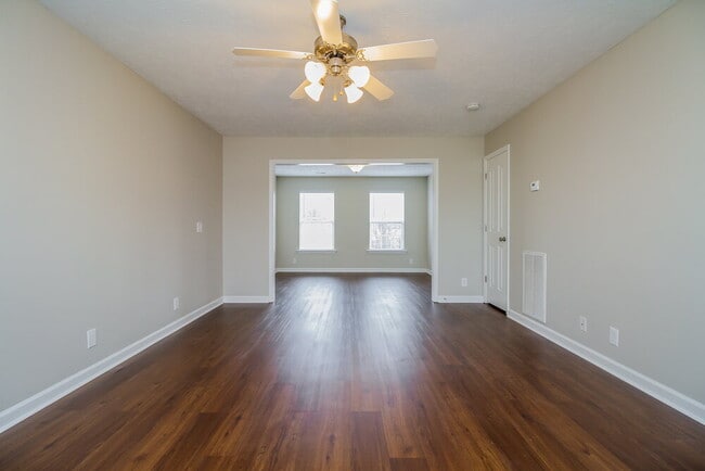 Photo - 3040 Herman B Rader Dr