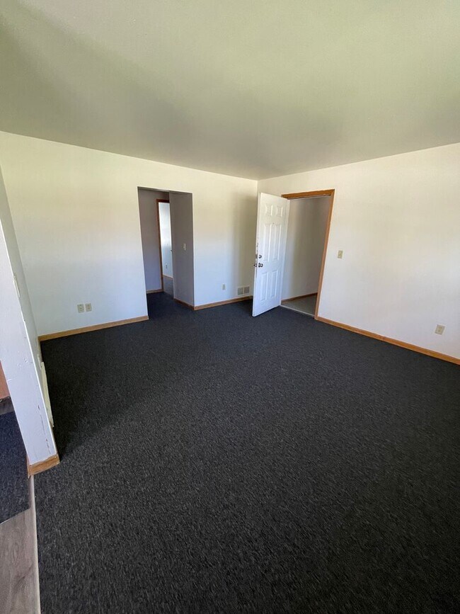8809 W Villard Ave Unidad 1