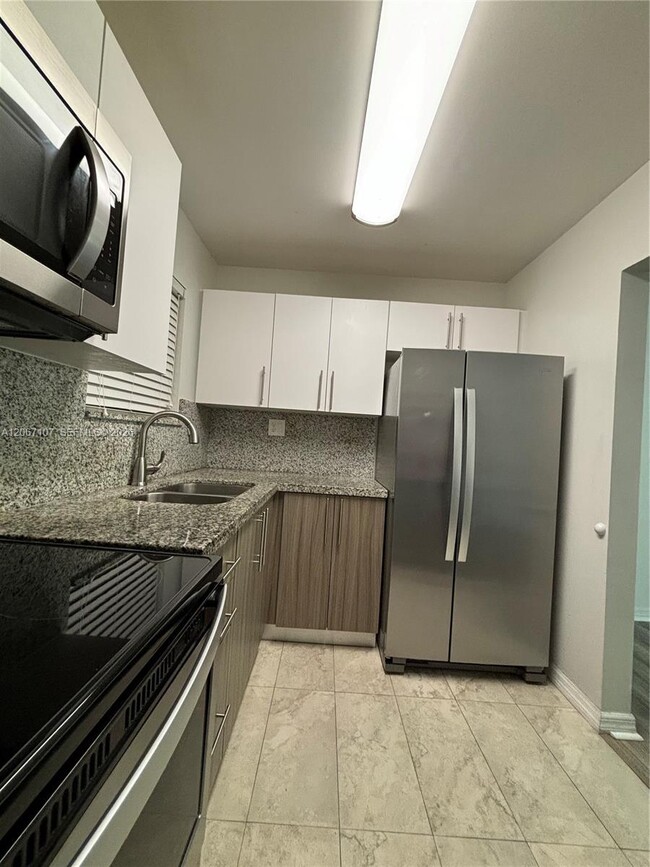 Photo - 7470 Miami Lakes Dr Unit B208