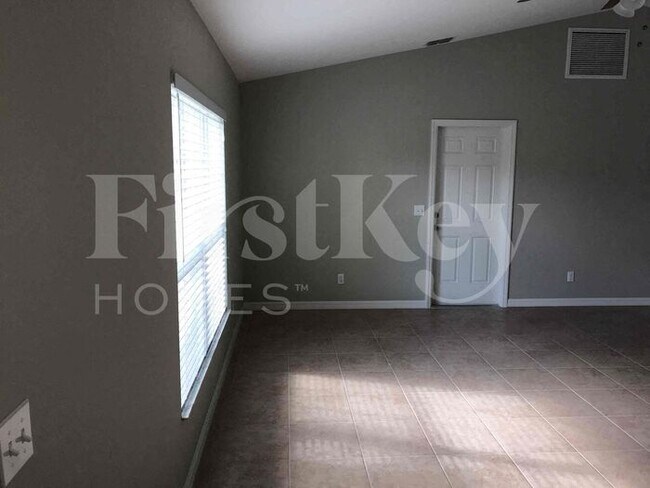 Photo - 11986 Booth Ave Casa