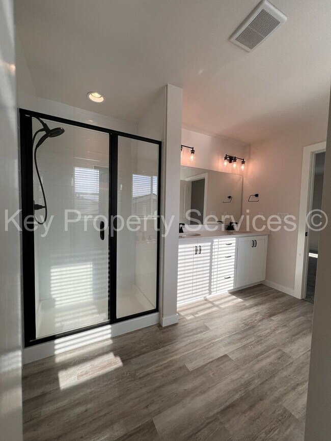 Photo - Gorgeous Modern Traditional Home in Brush ...