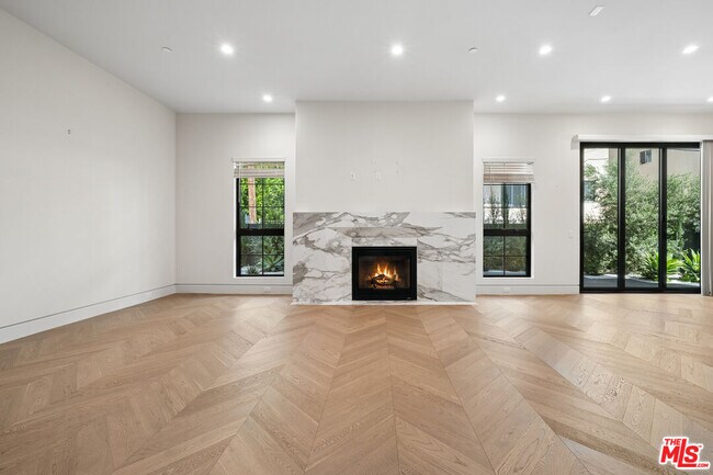 Photo - 652 Huntley Dr Unidad 103