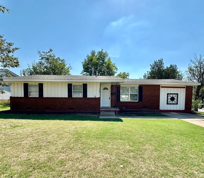 Photo - 1502 NW 47th St