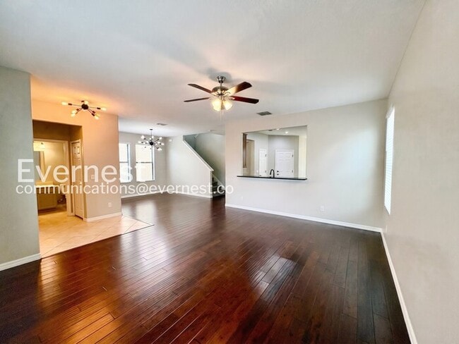 Photo - 298 Spruce Pine Rd