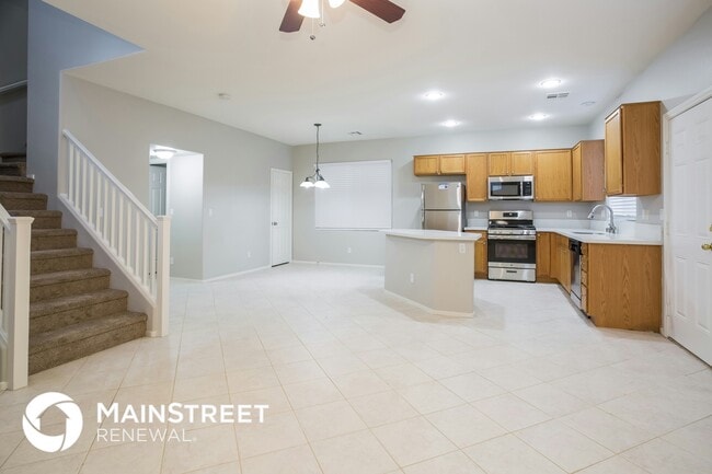 Photo - 3474 Gloucester Gate St