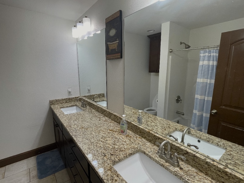 Photo - 3002 Oakley St