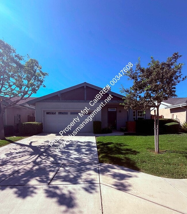 Newer Single Story Home in The Stone Gate ... - Newer Single Story Home in The Stone Gate ...