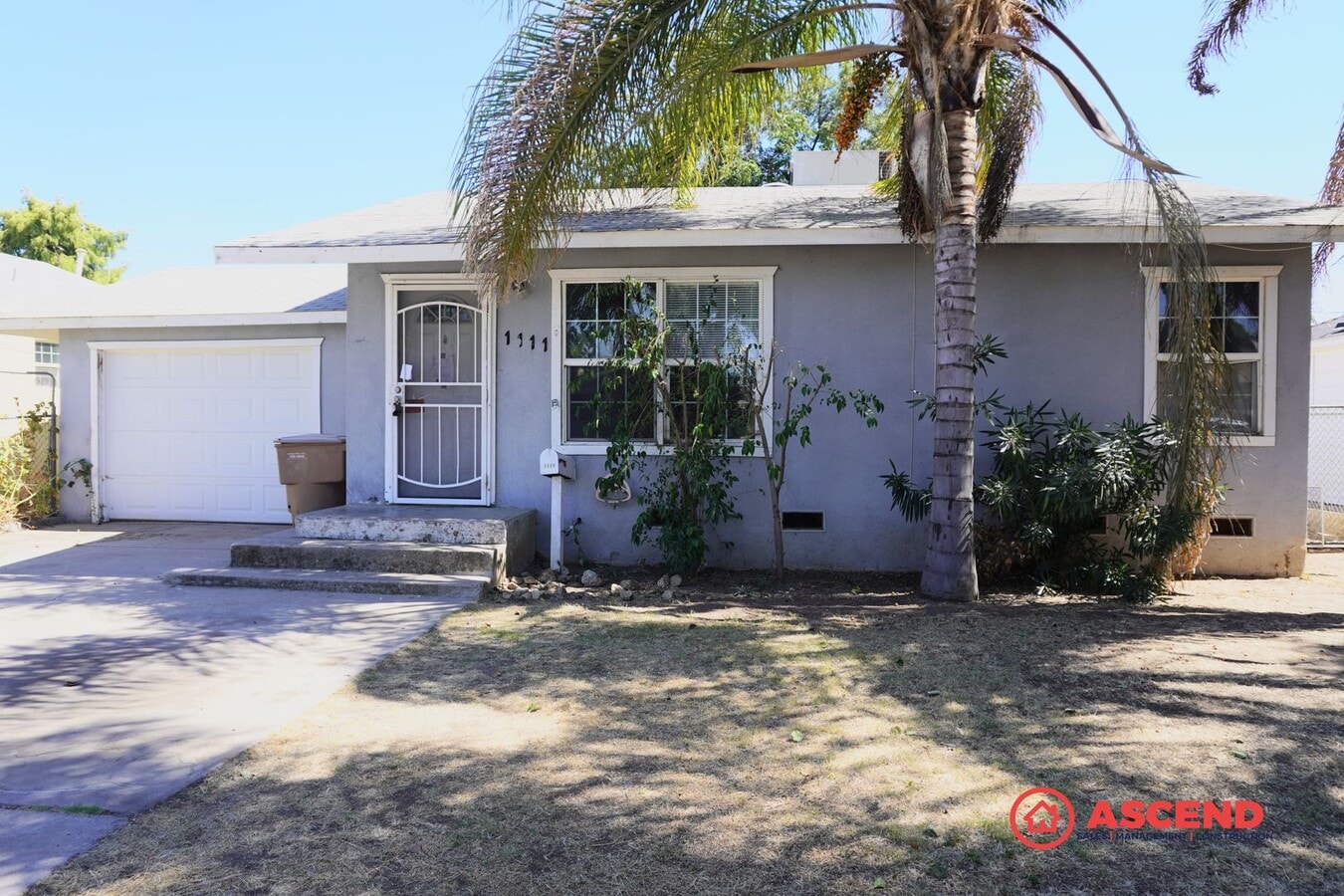 Cozy home located in the Northeast! - Cozy home located in the Northeast!