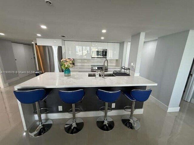 Photo - 1717 N Bayshore Dr Unit 1717 N Bayshore Dr A-1840