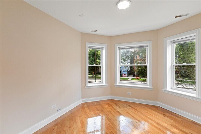 Photo - 4022 N Central Park Ave Unit 1