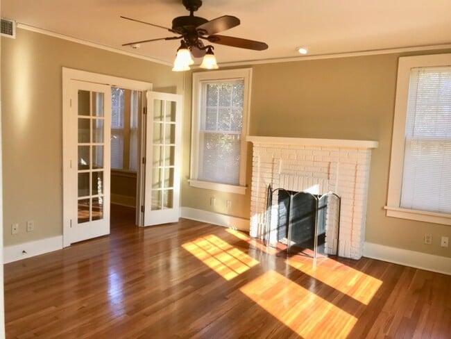 Photo - 510 W 17th St Unidad 1